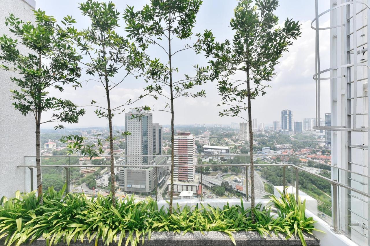 Suasana Private Suites By Subhome Johor Bahru Buitenkant foto