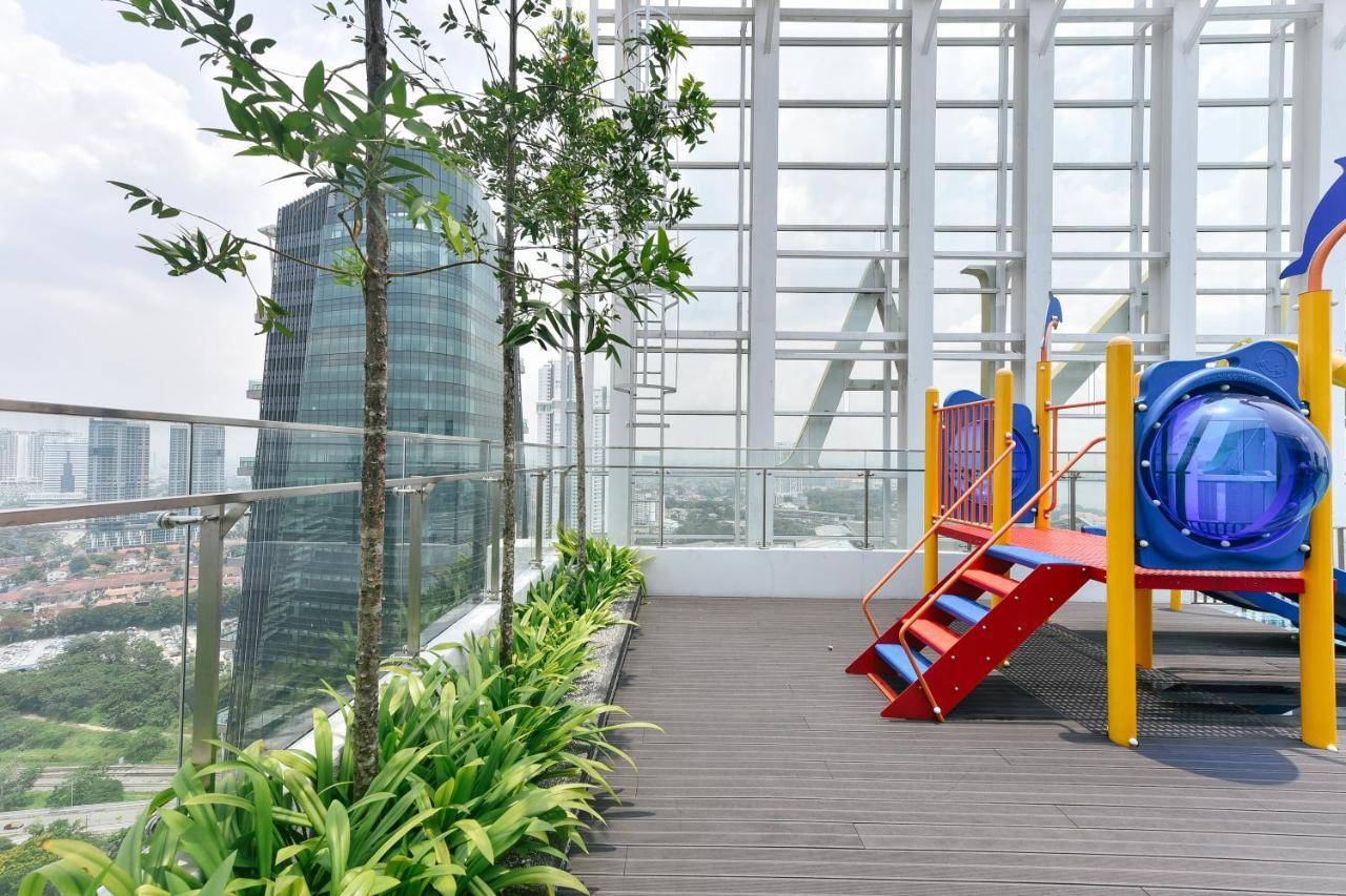 Suasana Private Suites By Subhome Johor Bahru Buitenkant foto